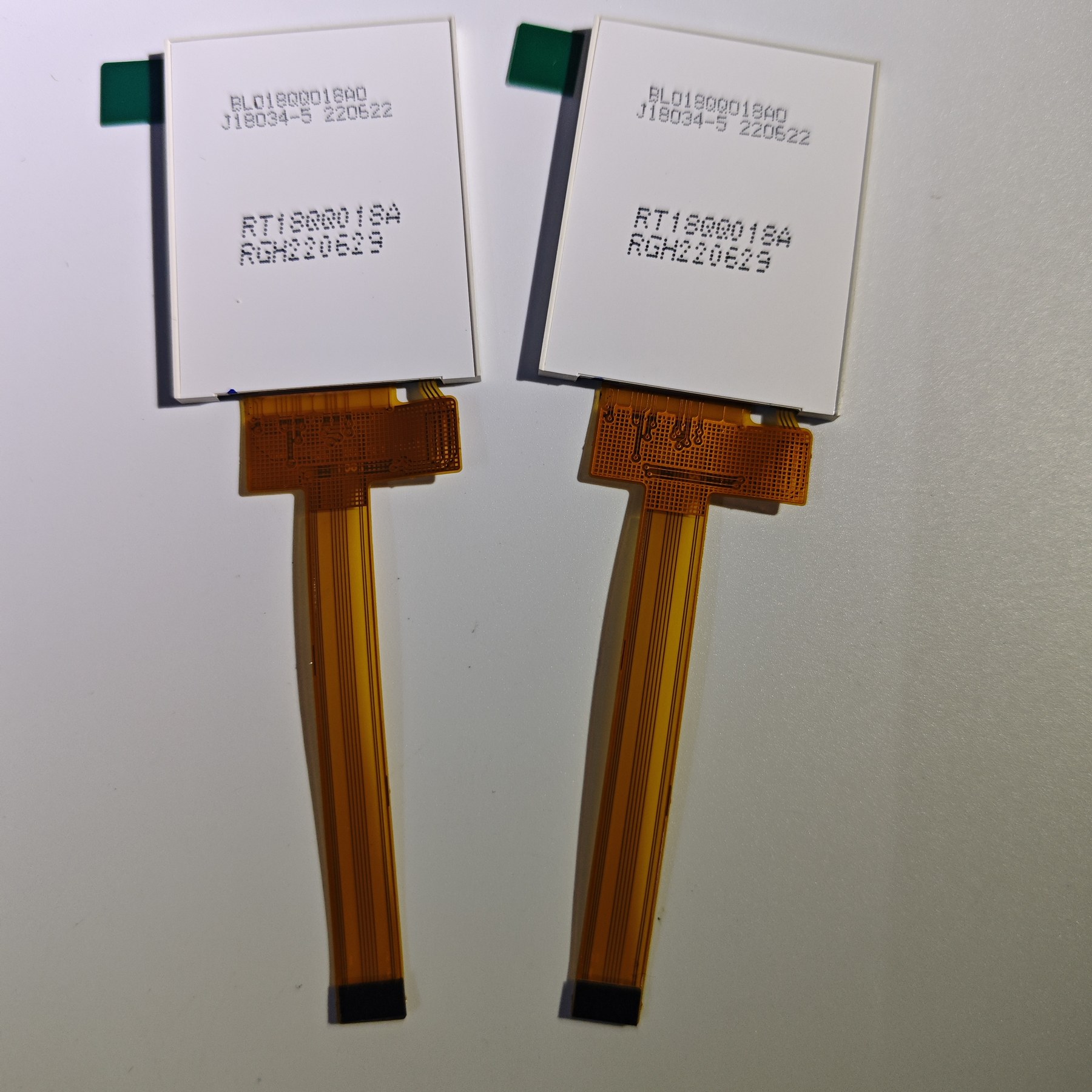 RT18QQ018A display module