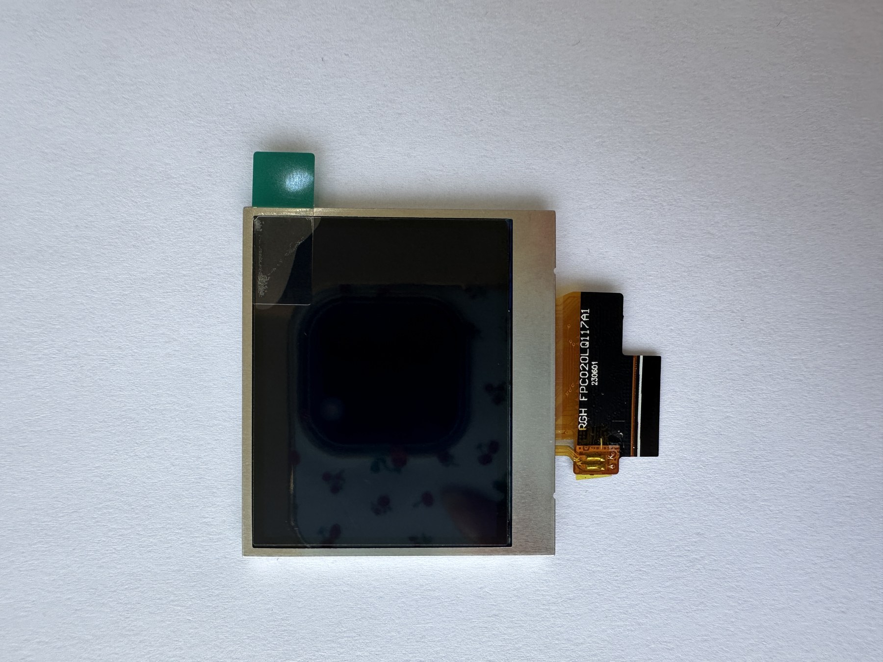 RT20LQ105B display module