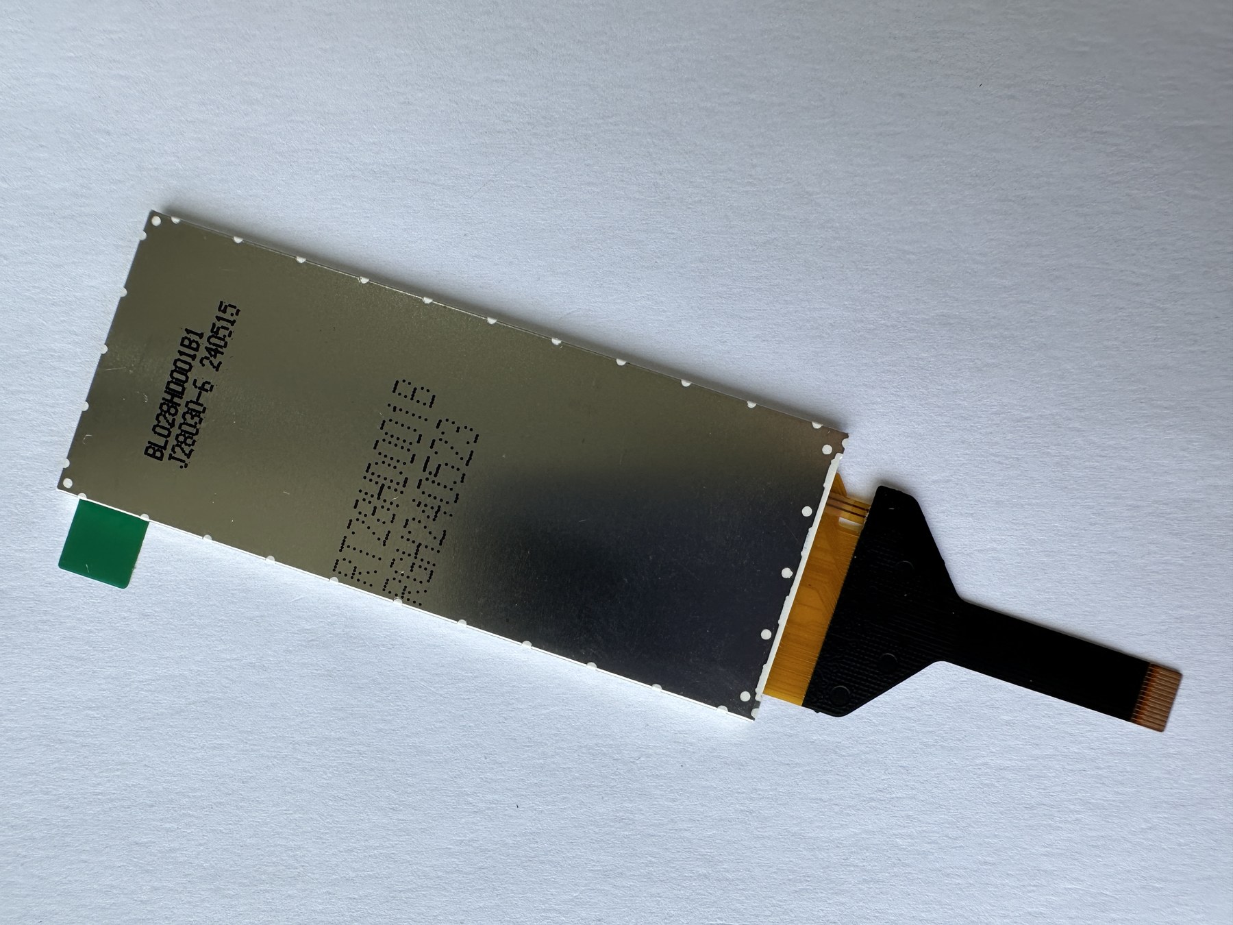 RTP28VG047A display module